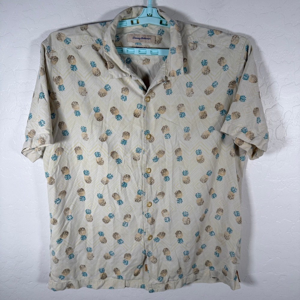 Tommy Bahama Silk Button Up Shirt Mens L Beige Pineapple Print Camp Hawaiian